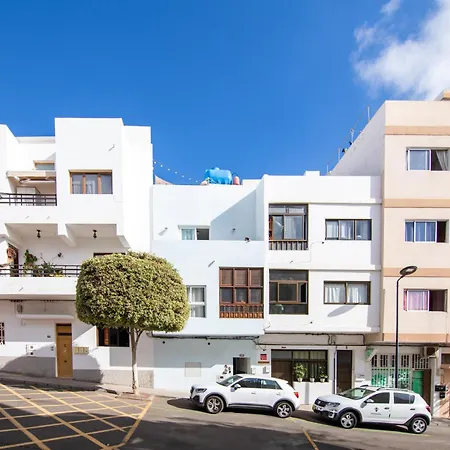 Fiesta Y Siesta Appartement *